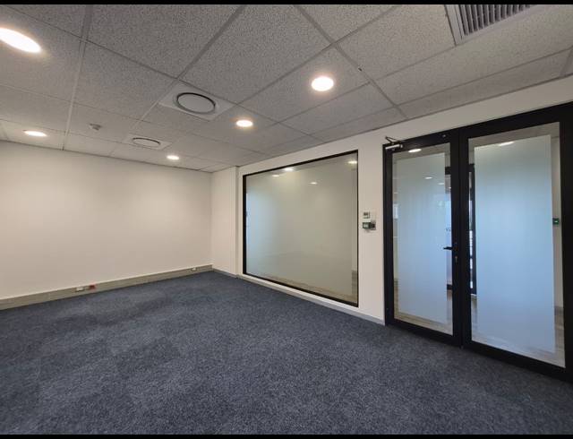 241M² OFFICE TO LET IN DUNKELD